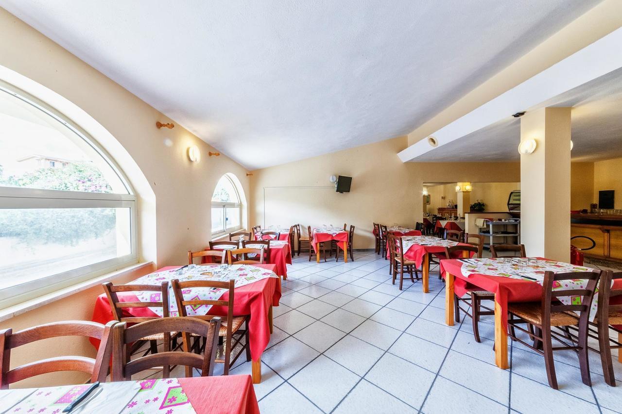 Hotel Dori D'Oro Orosei Kültér fotó