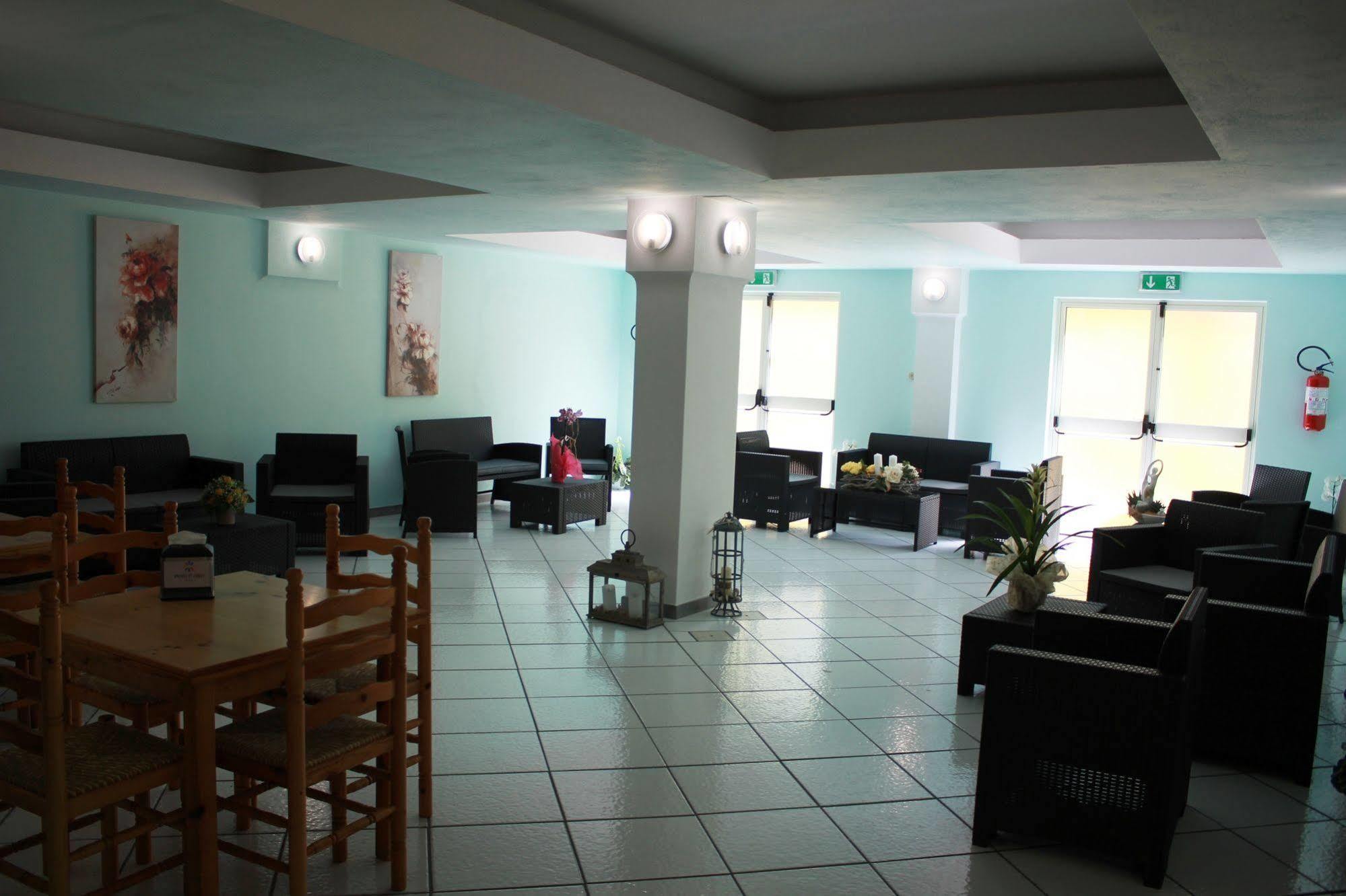 Hotel Dori D'Oro Orosei Kültér fotó