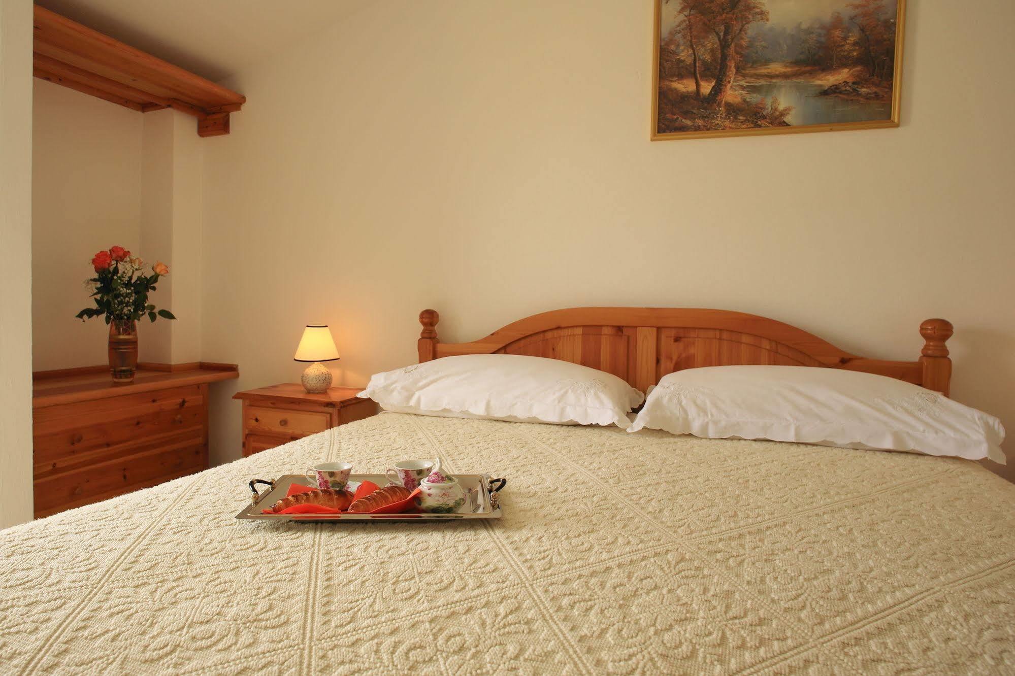 Hotel Dori D'Oro Orosei Kültér fotó