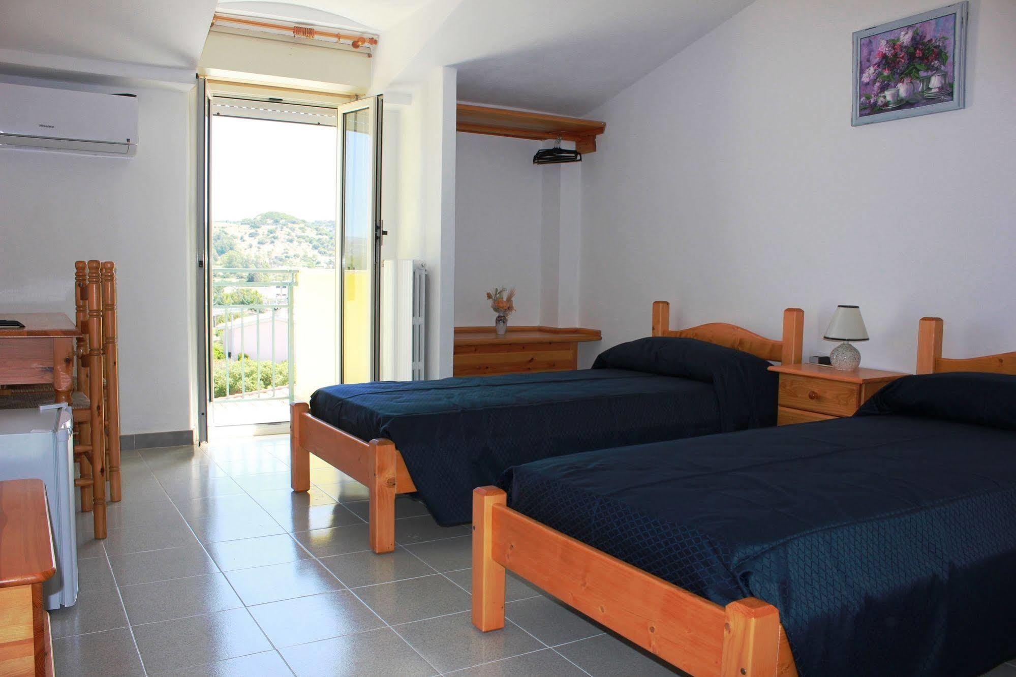 Hotel Dori D'Oro Orosei Kültér fotó