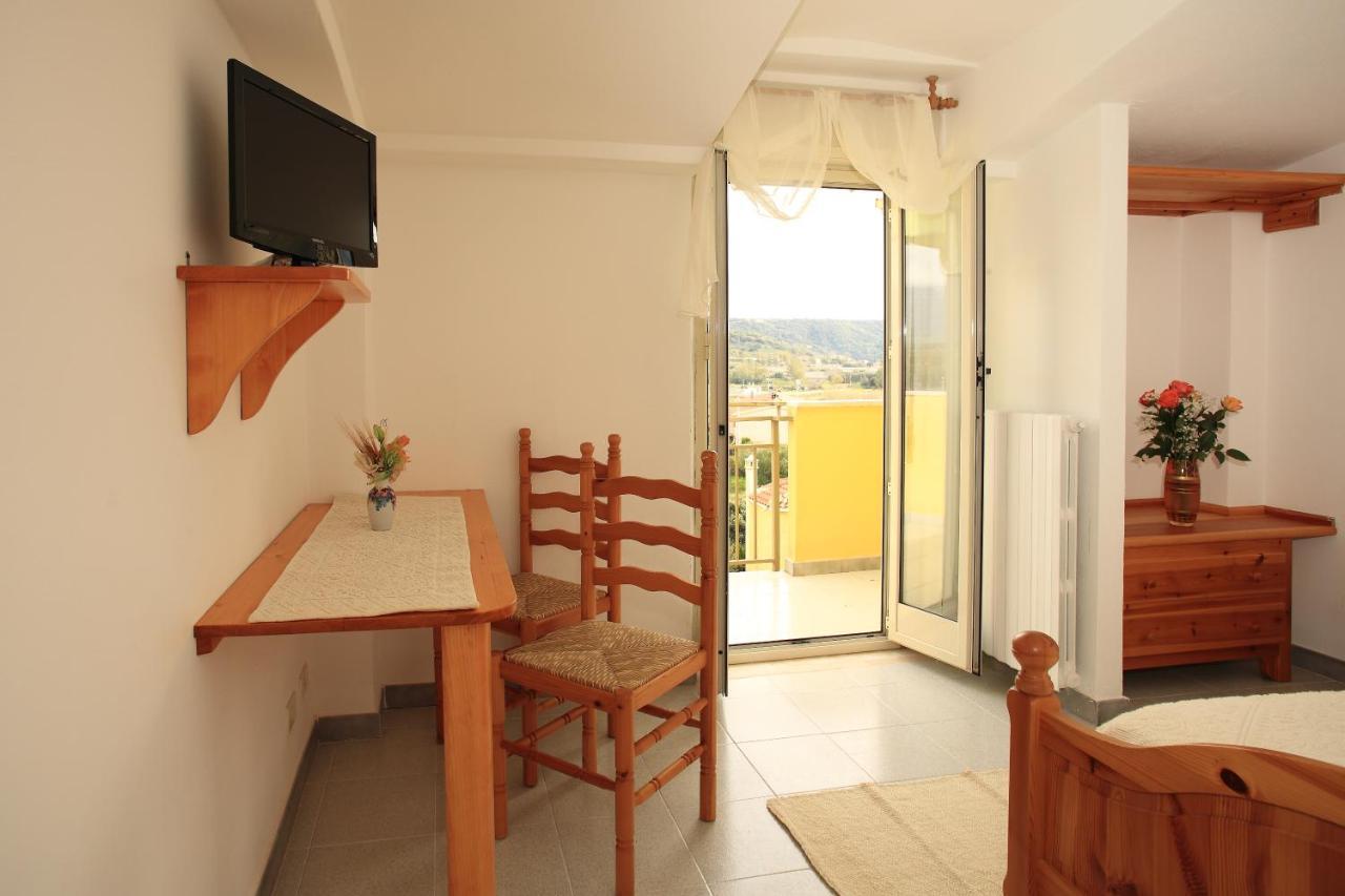 Hotel Dori D'Oro Orosei Kültér fotó